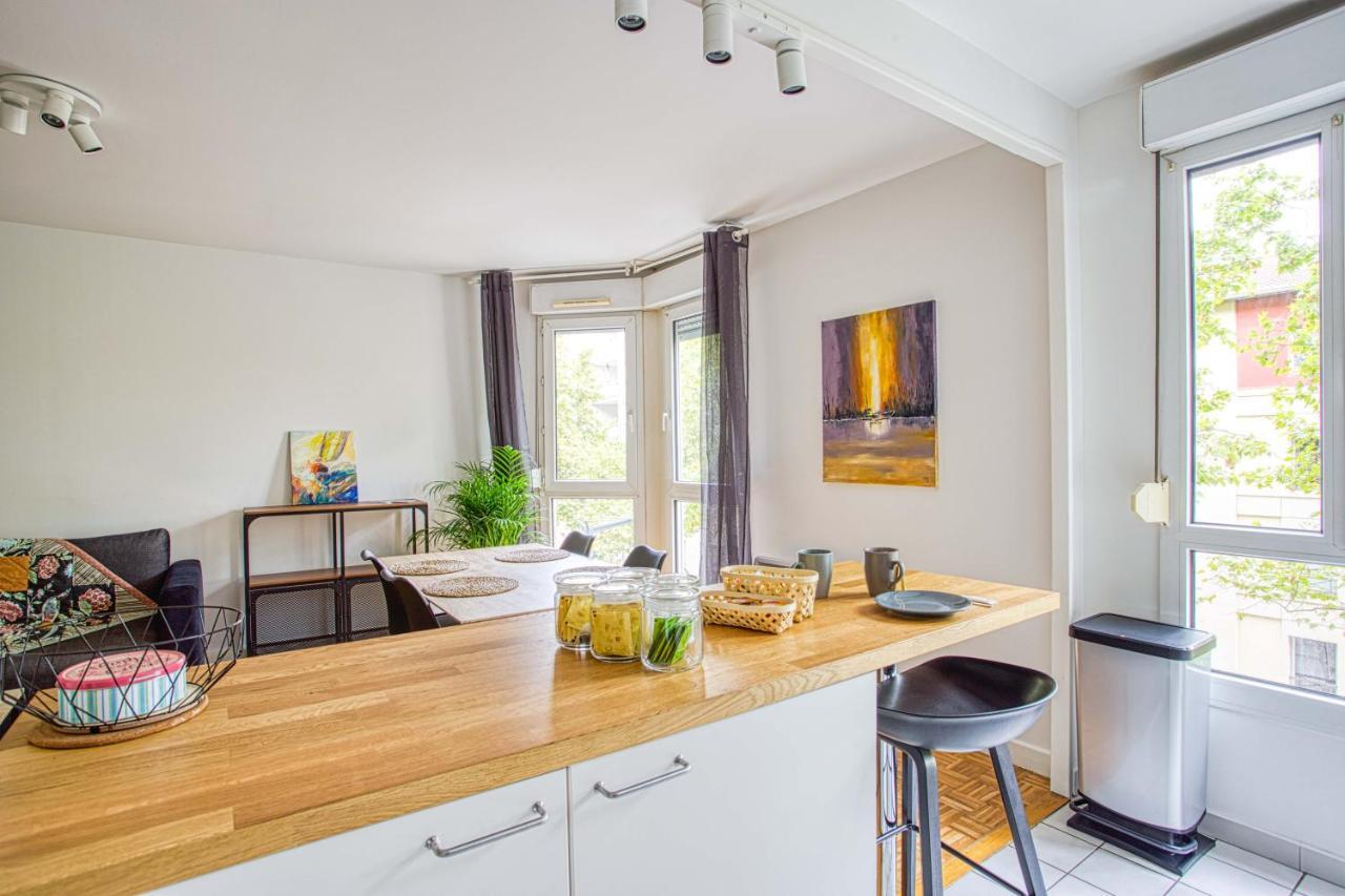Part Dieu, Tres Belle Residence Лион Экстерьер фото